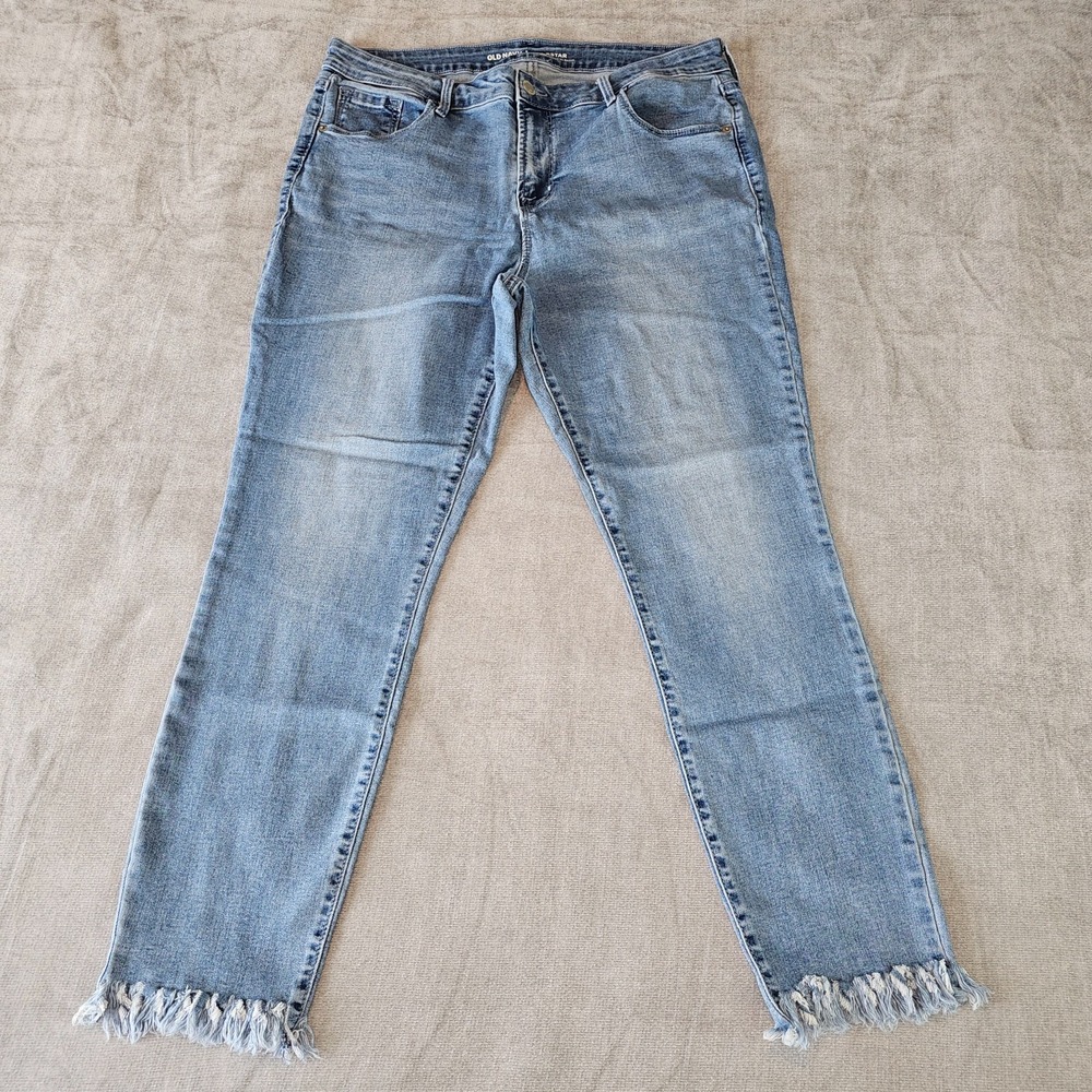 OLD NAVY ROCKSTAR Mid Rise Light Jeans Frayed Size 14